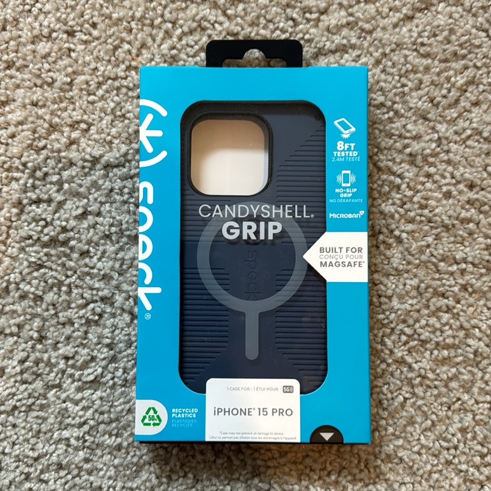 Brand New Speck IPhone 15 Pro Case in Midnight Blue